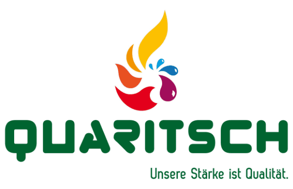 Logo der Firma Quaritsch mit bunten Flammen und dem Slogan &bdquo;Unsere St&auml;rke ist Qualit&auml;t&ldquo; in gr&uuml;ner Schrift.
